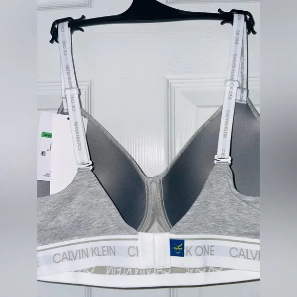 Calvin Klein bralette (UPdated sizes) - Picture 4 of 5